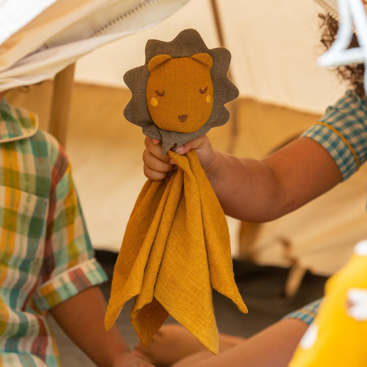 Golden Lion Organic Baby Comforter Toy NOT AVAILABLE for USA/AUS/CAN