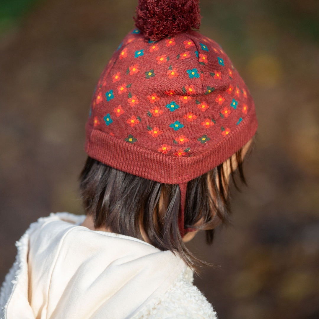 Hazelnut Flowers Knitted Hat