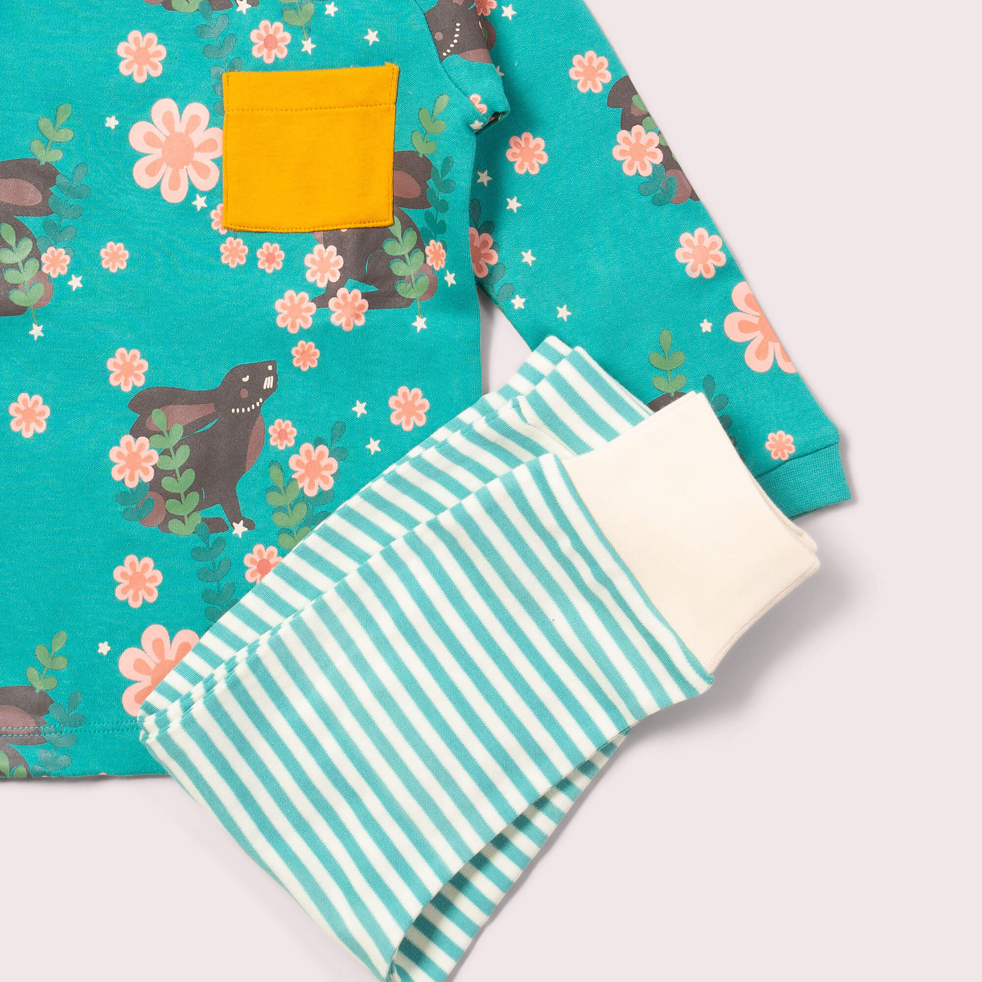 Winter Rabbits Organic T-Shirt & Jogger Playset