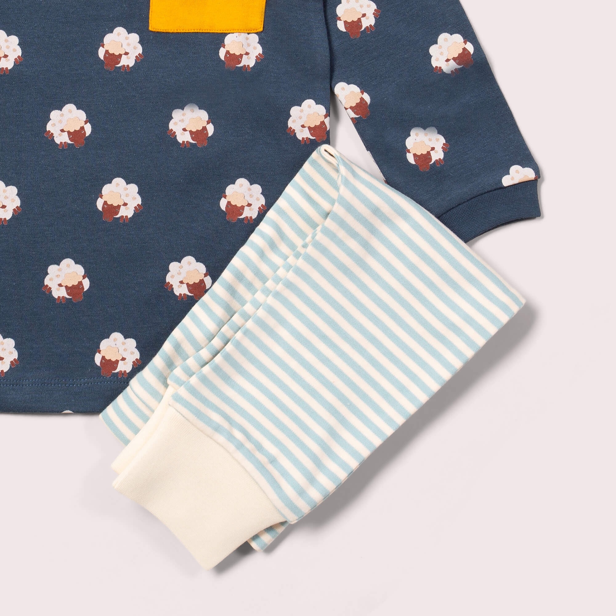 Sleeping Sheep Organic T-Shirt & Jogger Playset