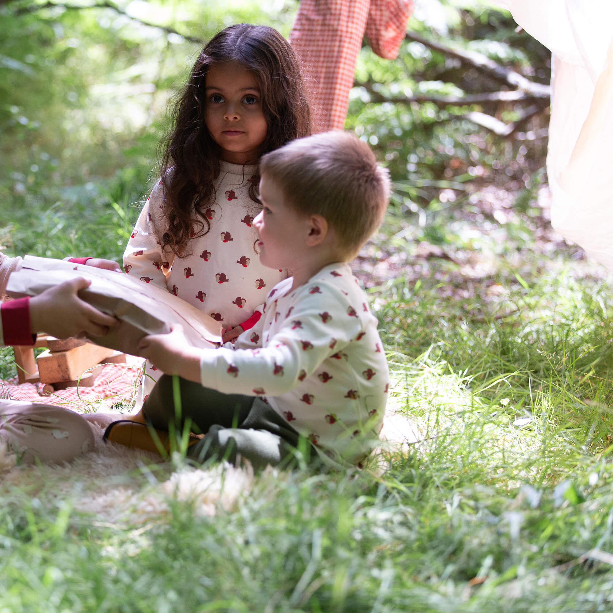 Little Robin Organic Pyjamas Cream / 8-9y