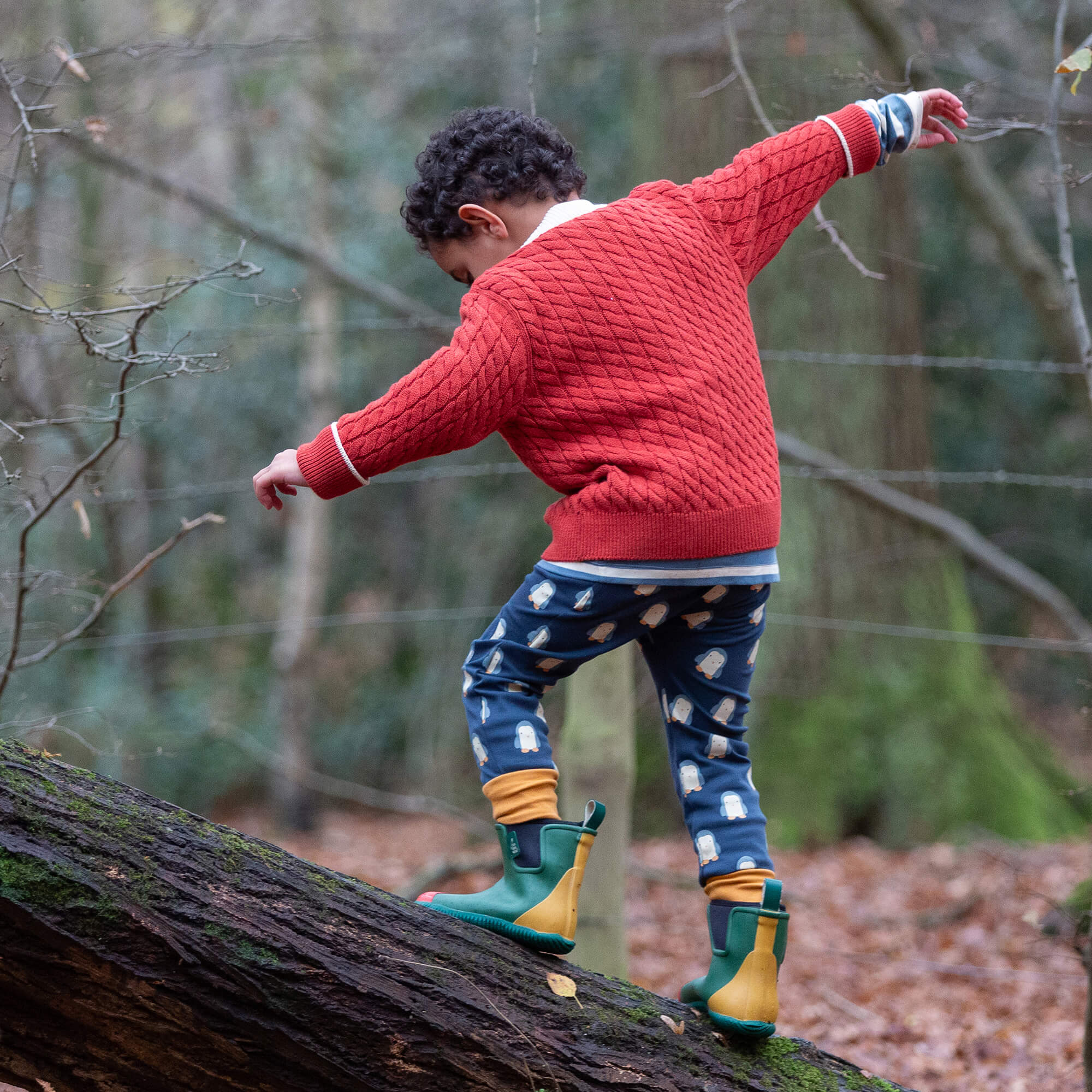 Blue Penguins Comfy Joggers Navy / 7-8y