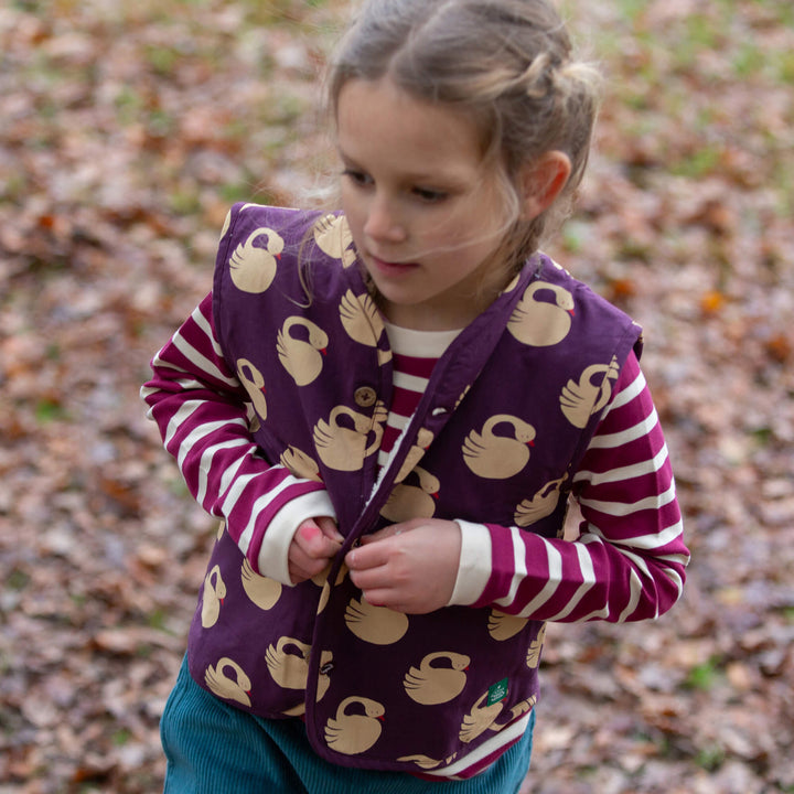 Sleeping Swans Sherpa Lined Reversible Gilet Purple / 7-8y