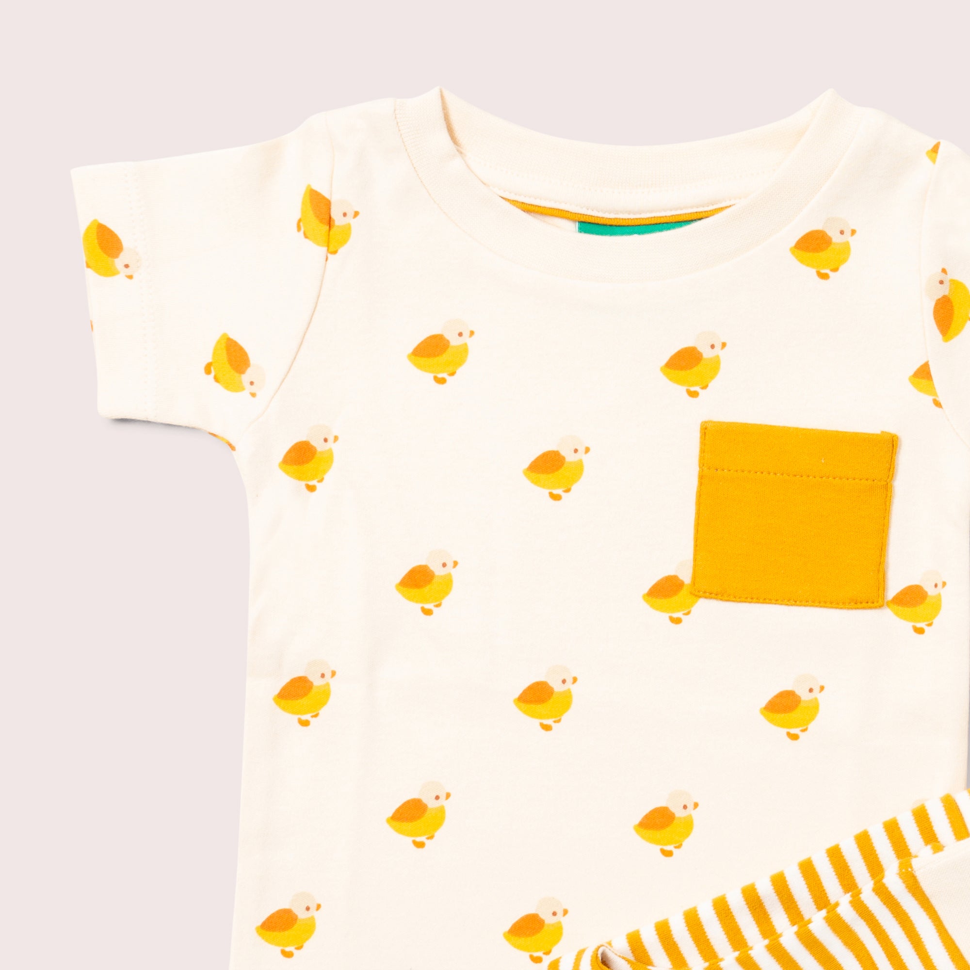 Little Ducks Organic T Shirt & Jogger Playset