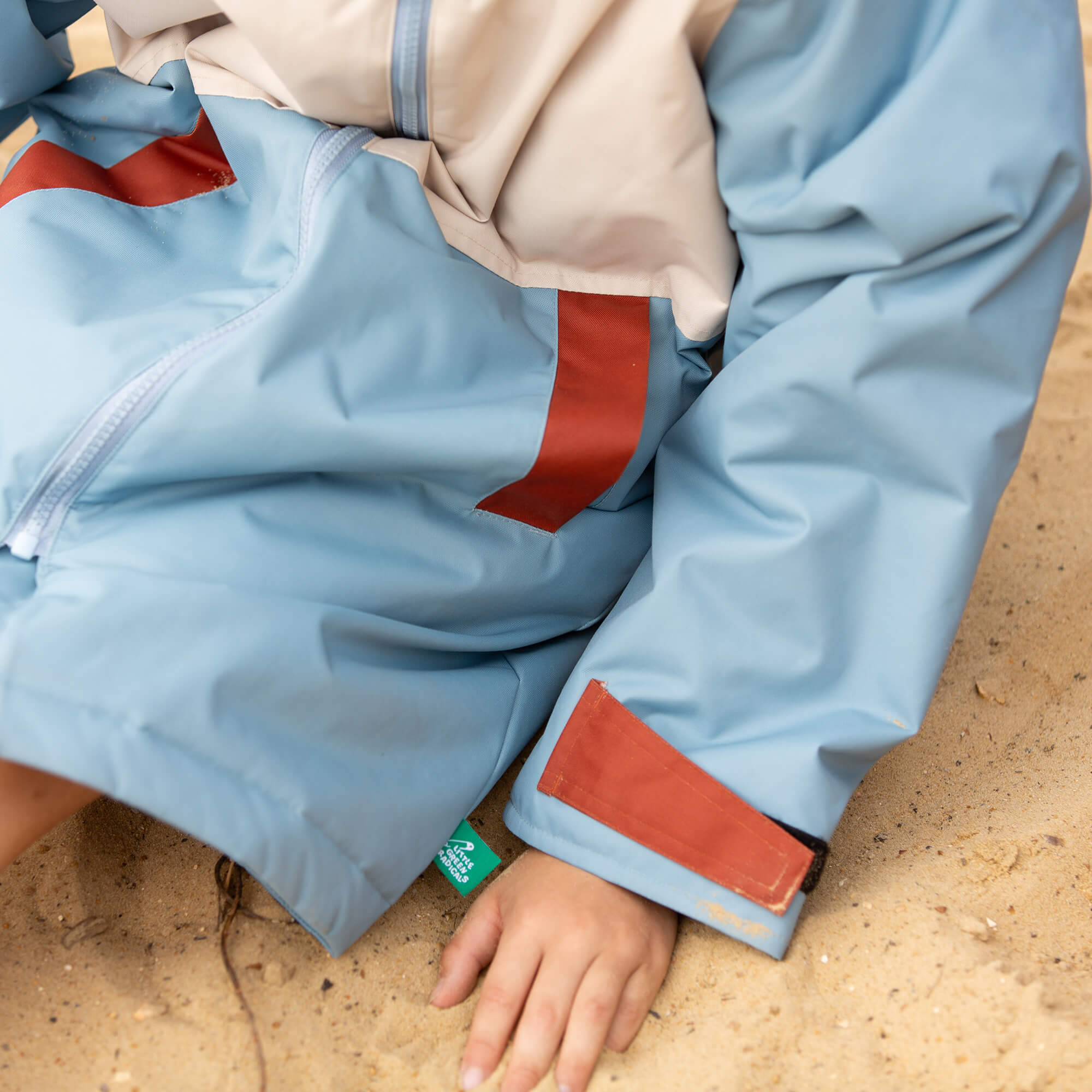 Hazy Blue Recycled Waterproof Robe Blue / 5-8y