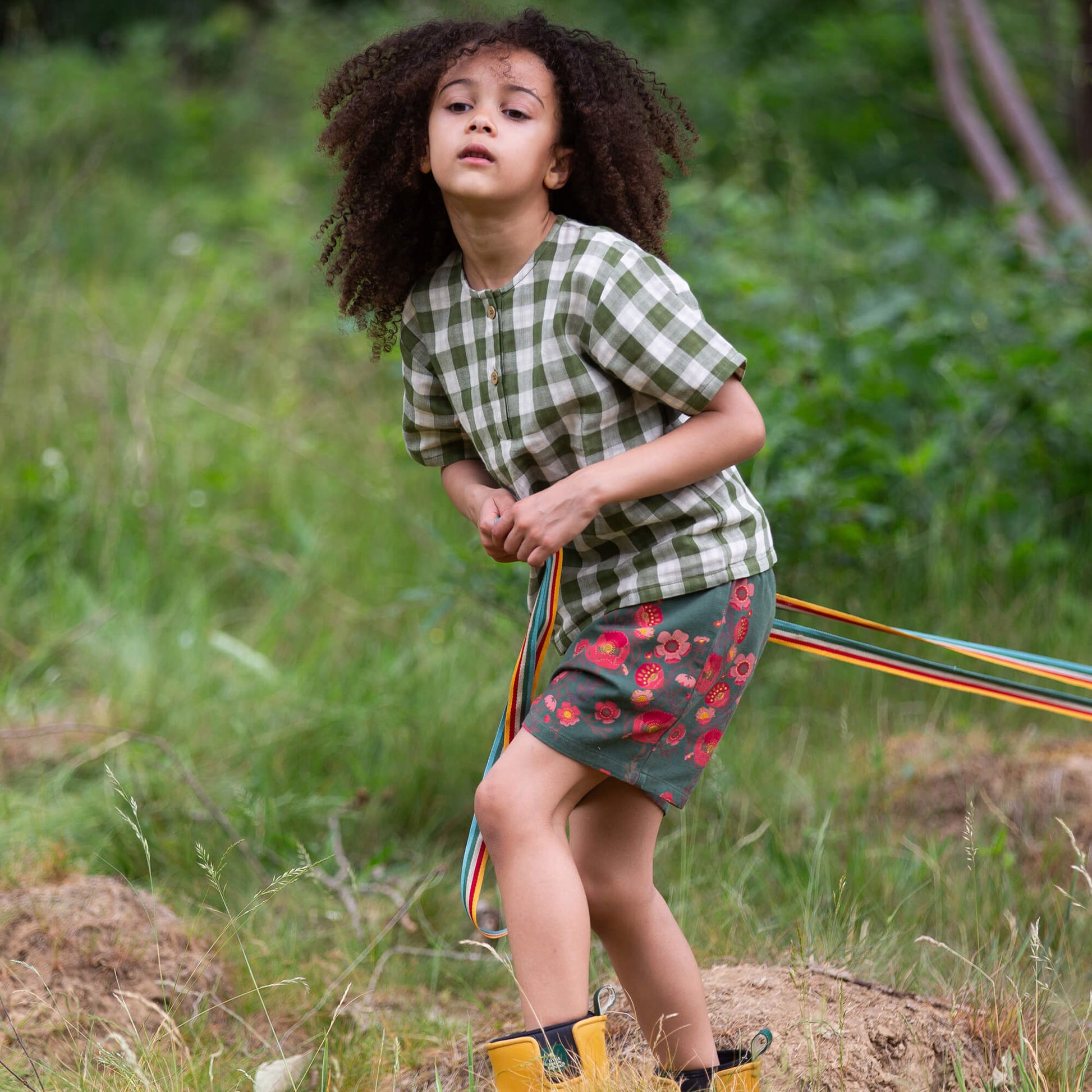 Olive Poppies By The Sea Shorts Green / 7-8y