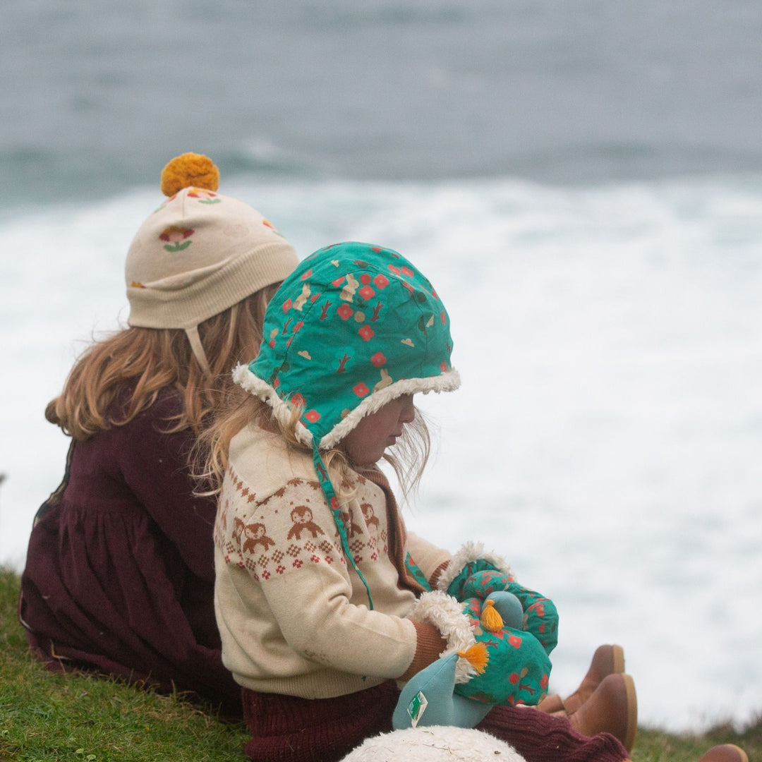 Forest Walk Sherpa Mittens & Hat Set