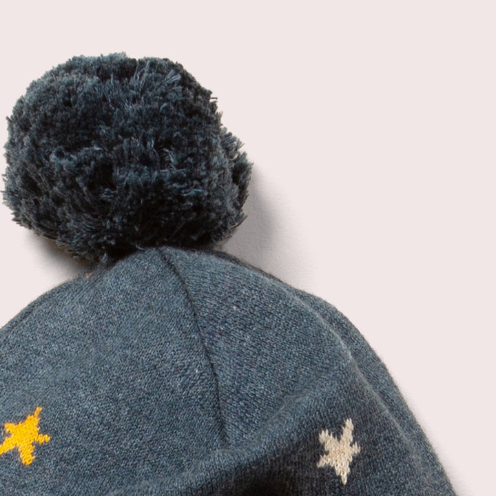 Golden Stars Knitted Hat