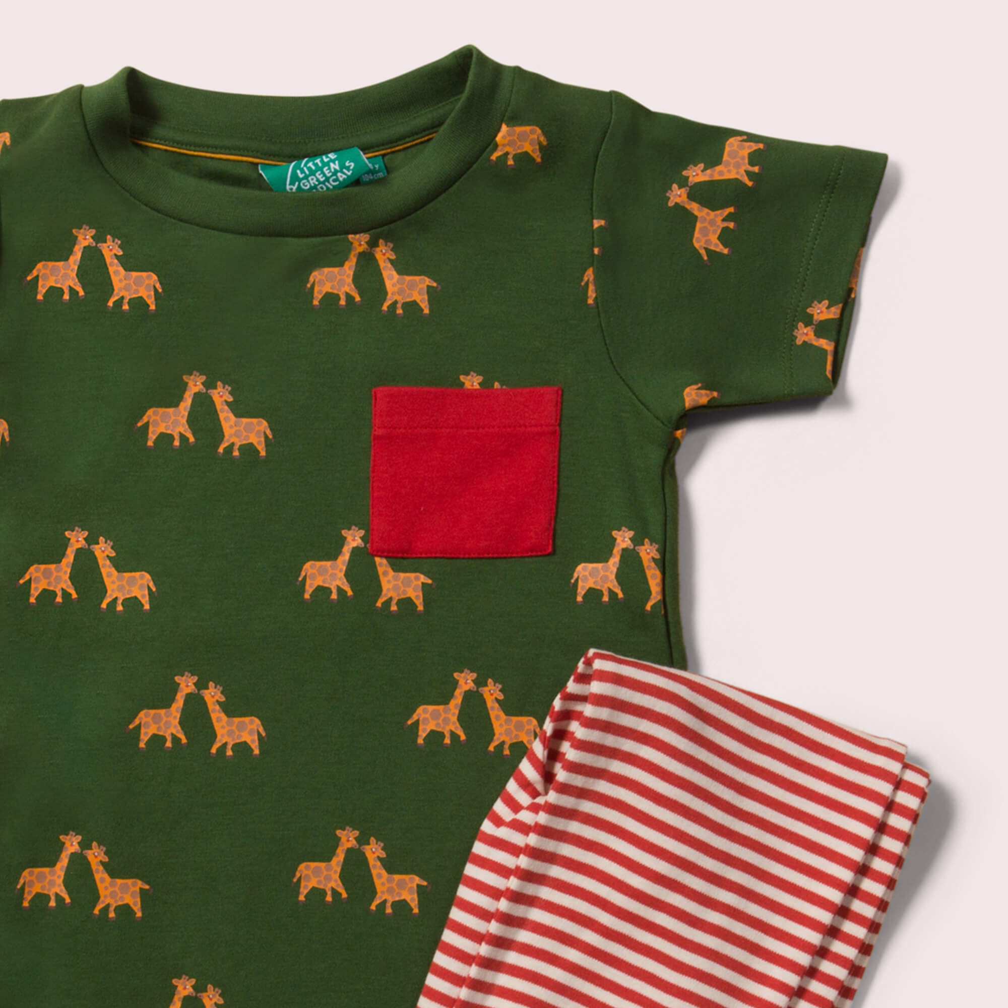 Giraffe Days T-Shirt & Jogger Playset