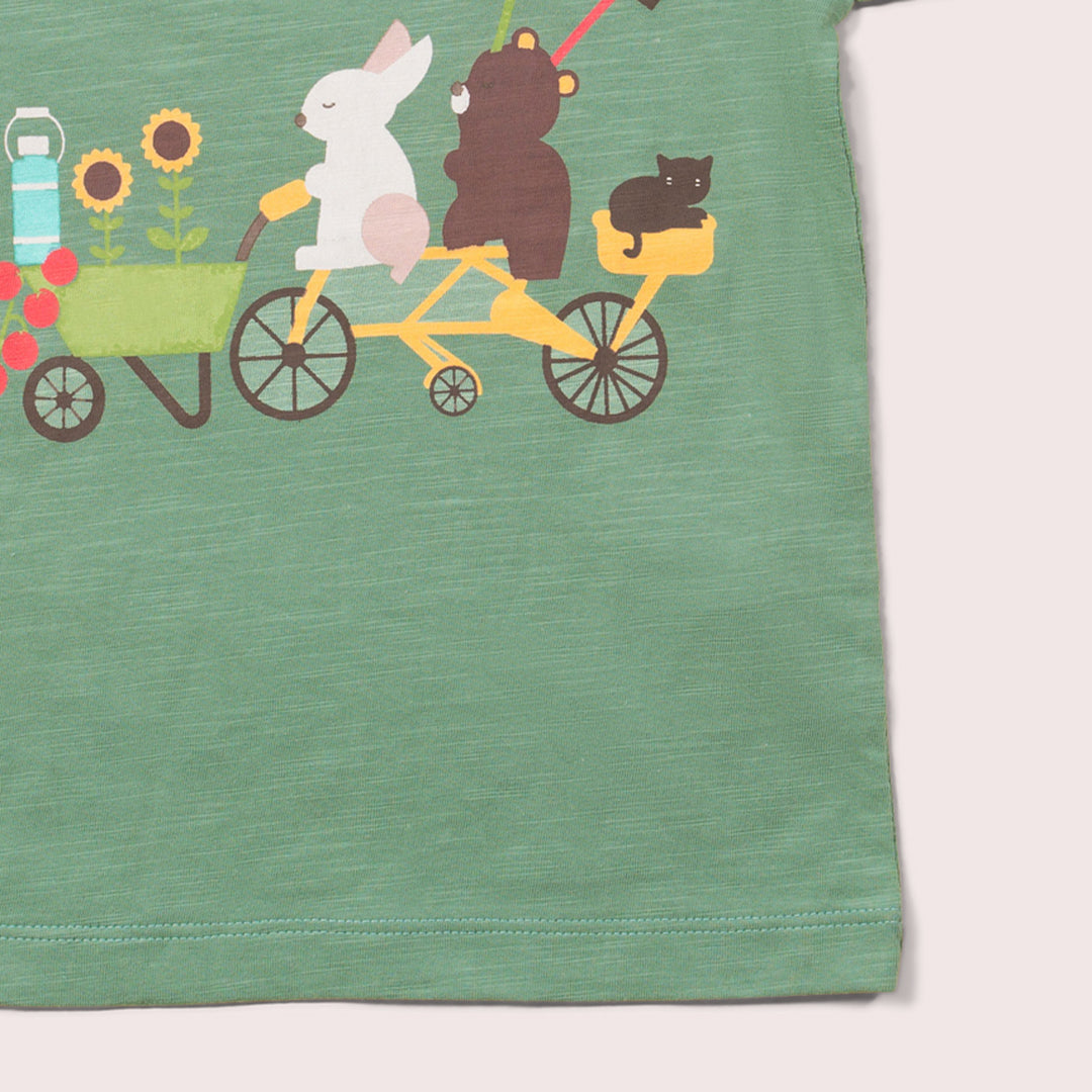 In The Garden Short Sleeve T-shirt